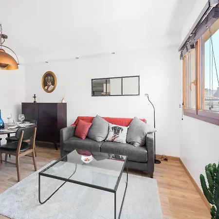 - Gaya Centre Apartment *